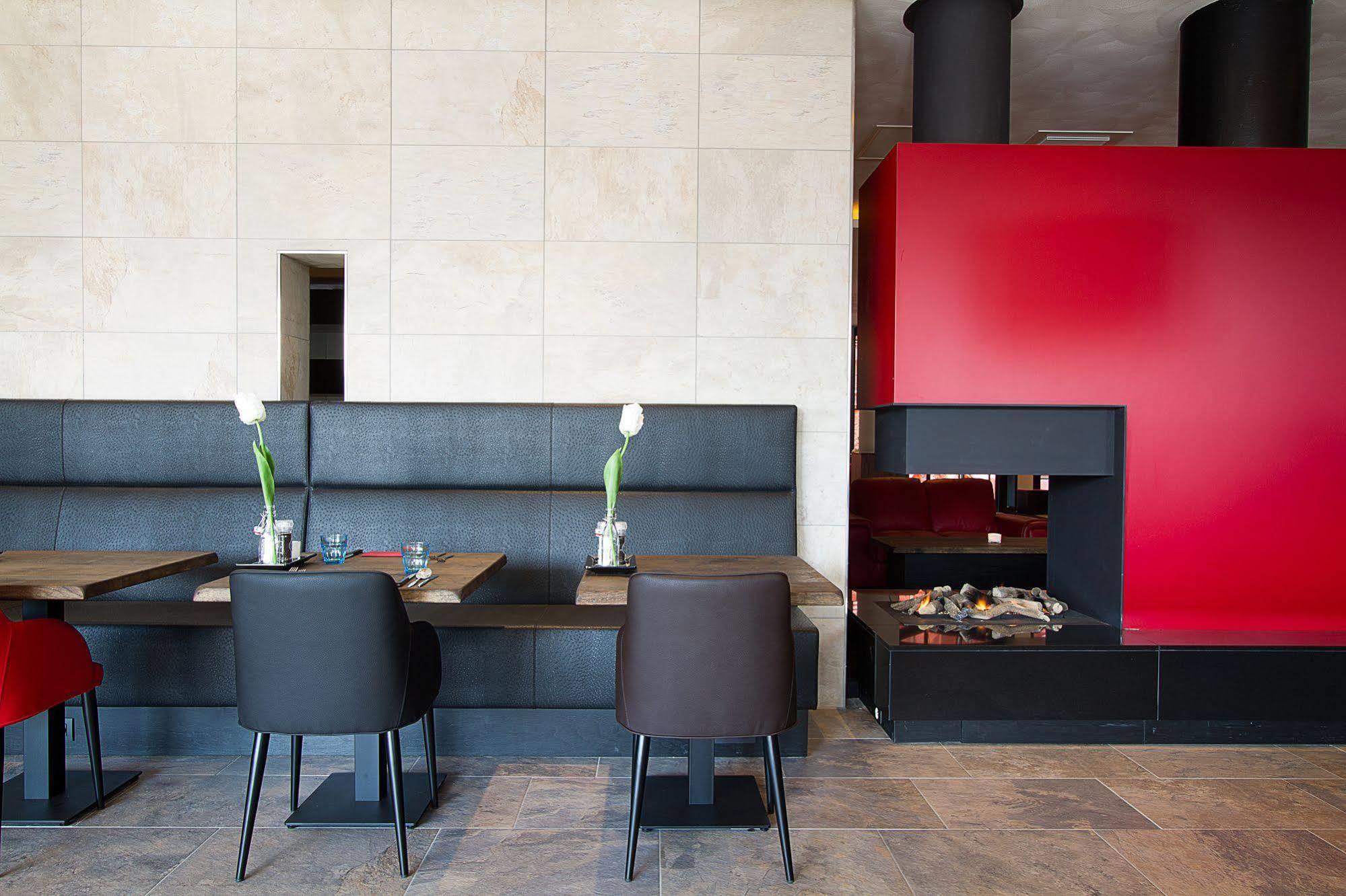 Bastion Hotel Eindhoven Waalre Екстериор снимка
