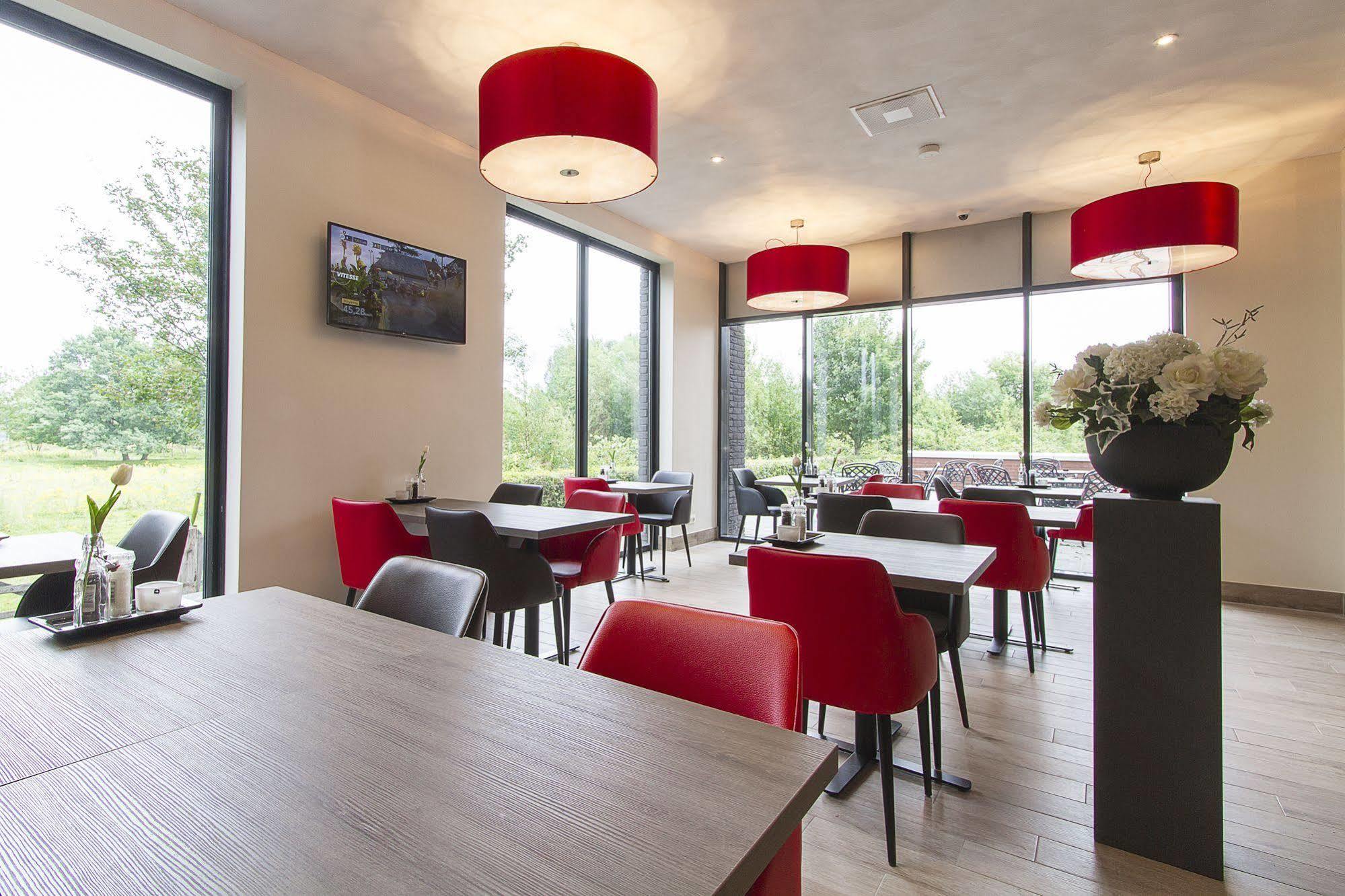 Bastion Hotel Eindhoven Waalre Екстериор снимка