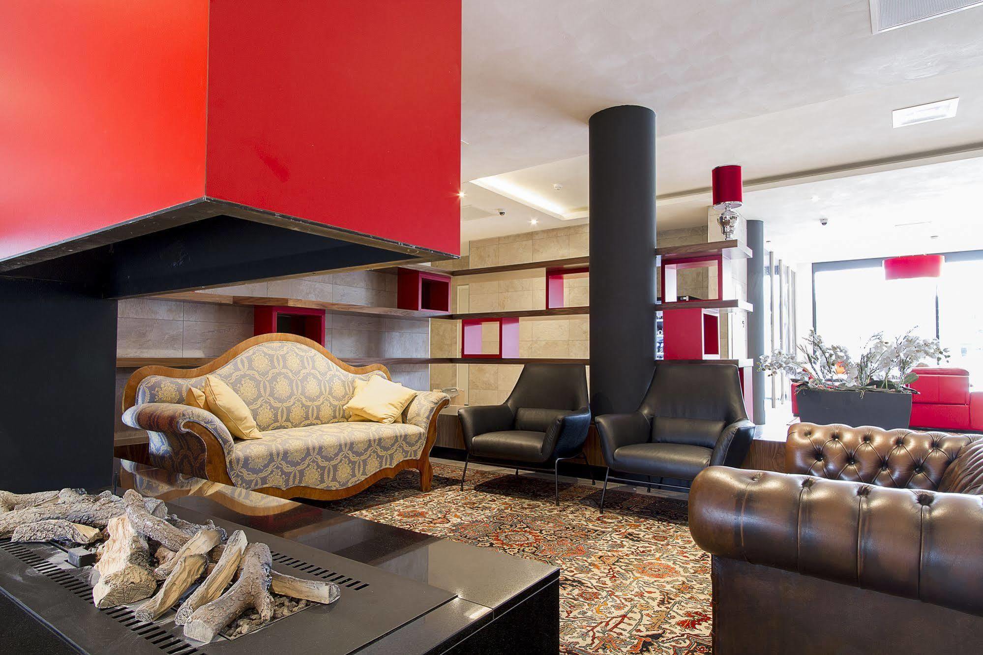 Bastion Hotel Eindhoven Waalre Екстериор снимка