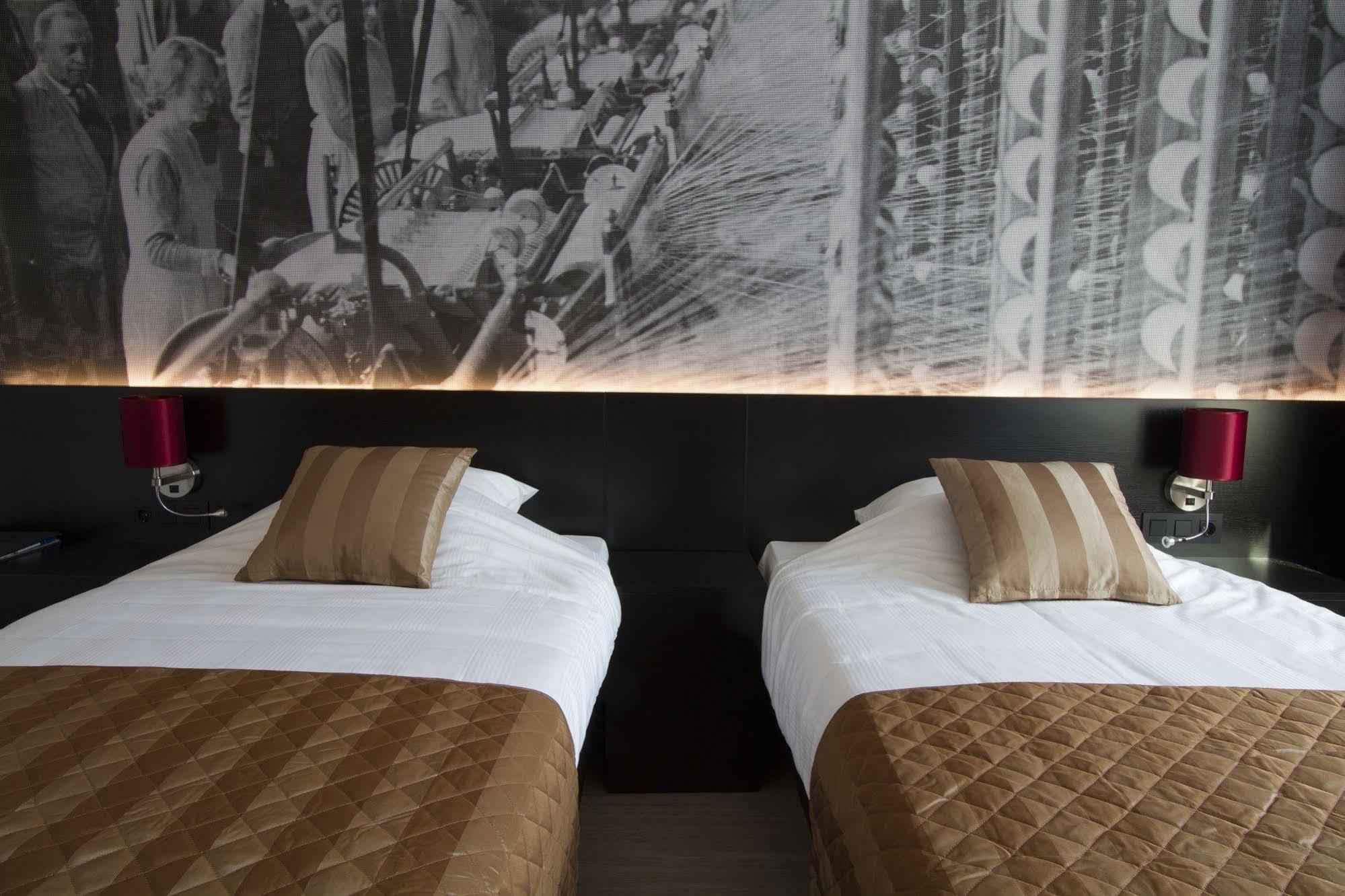 Bastion Hotel Eindhoven Waalre Екстериор снимка