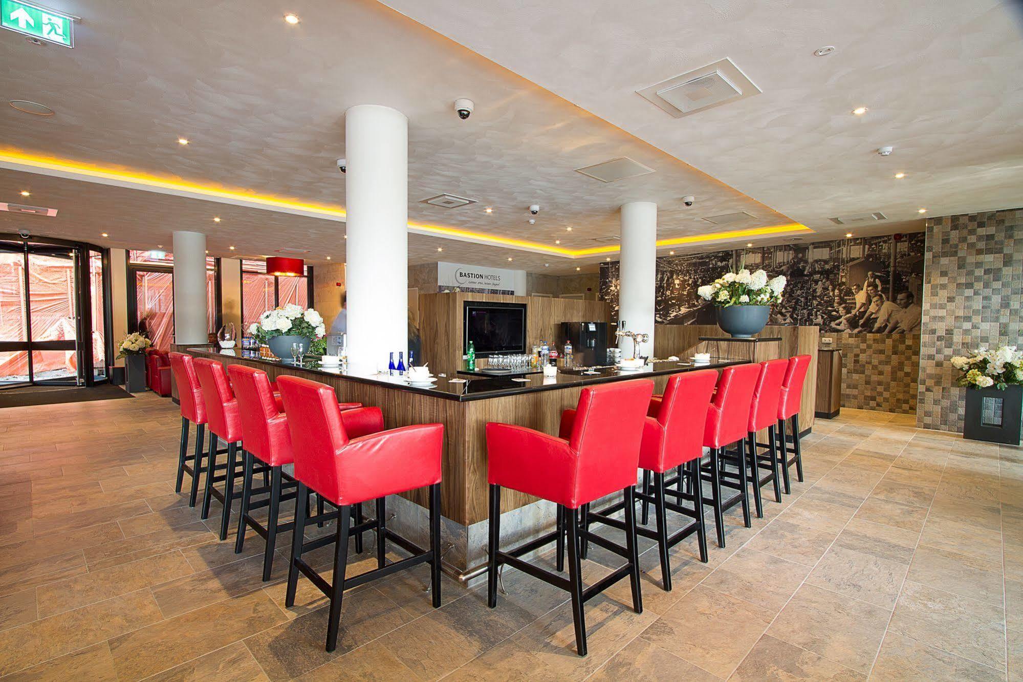 Bastion Hotel Eindhoven Waalre Екстериор снимка