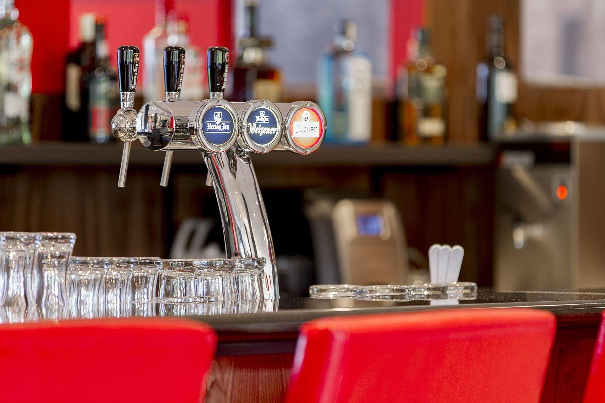 Bastion Hotel Eindhoven Waalre Екстериор снимка